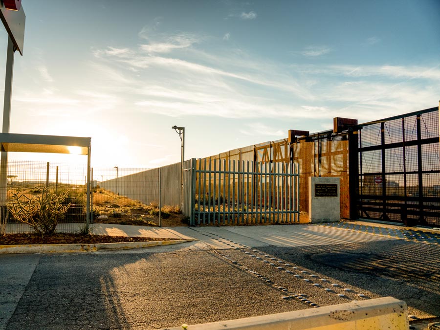 border patrol fence